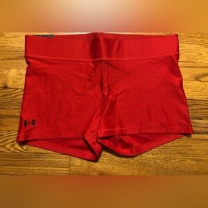 Under Armour Short NWT